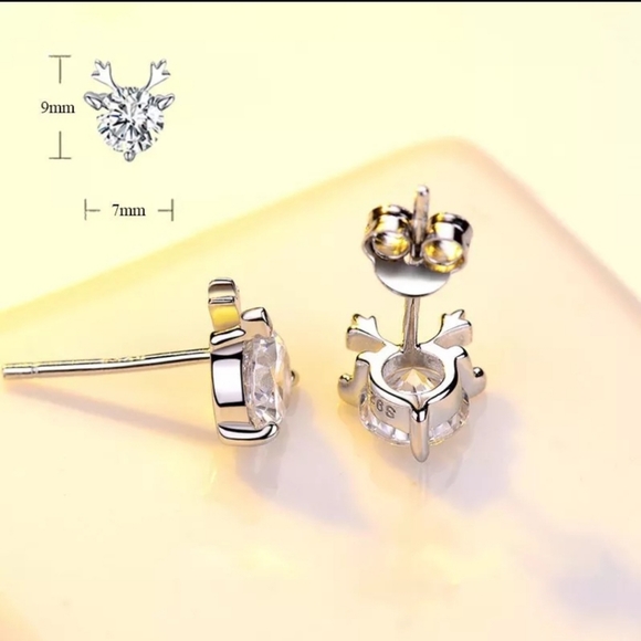 Mini Reindeer Stud Earrings - Picture 2 of 4